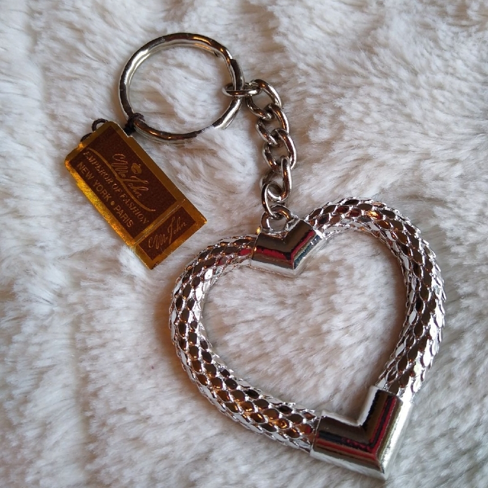Mr John Emperor of Fashion Large heart keychain
